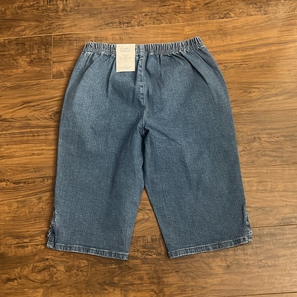 NWT Croft & Barrow Skimmer Mid Rise PM Cotton jean shorts - Picture 6 of 8